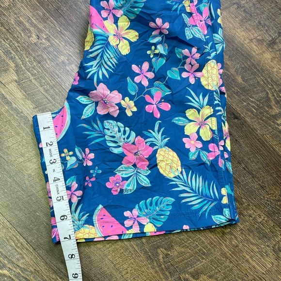 NEW Tommy Bahama Boys Swim Trunks Festive Vallarta Blue Size 14 XL XLarge Shorts - Picture 8 of 11